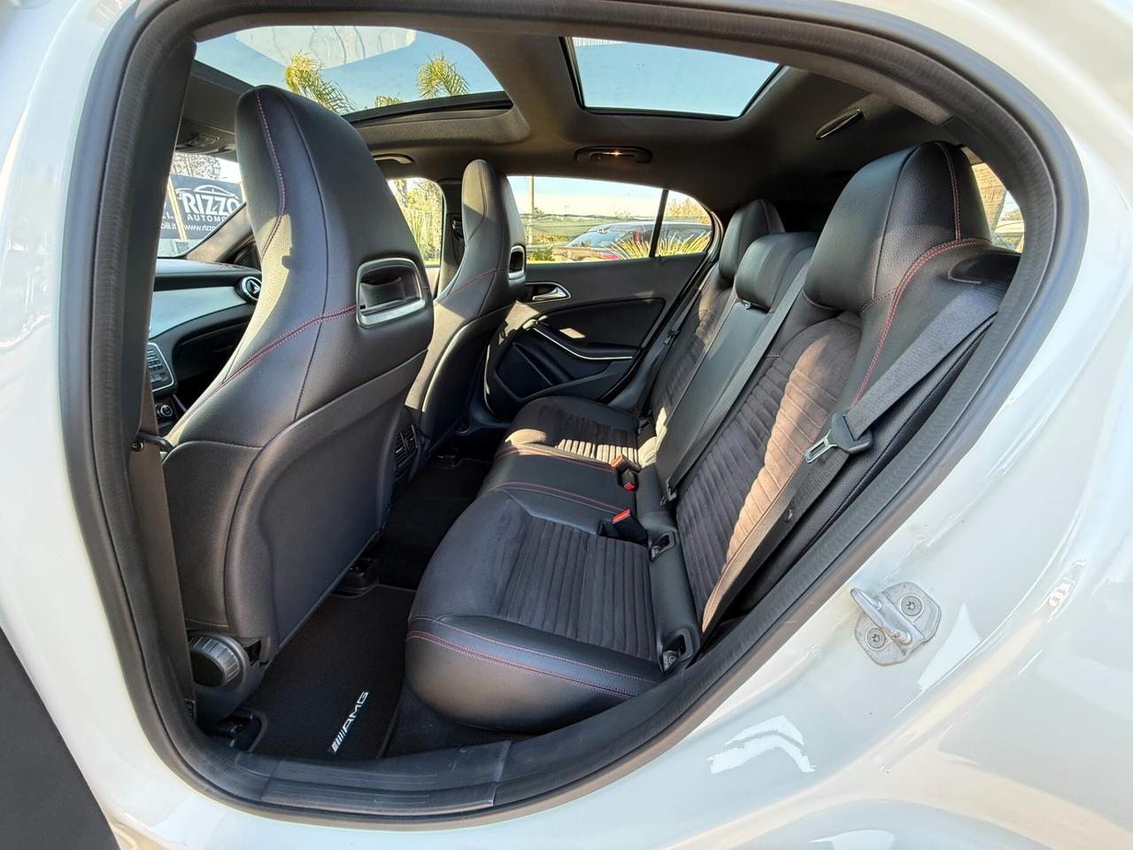 Mercedes-benz GLA 200d Premium Amg Tetto Pelle Navi 12/2015