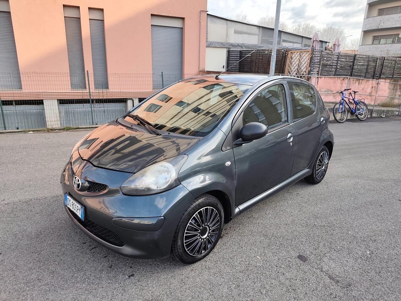 Toyota Aygo 1.0 Benz 5 porte euro 4