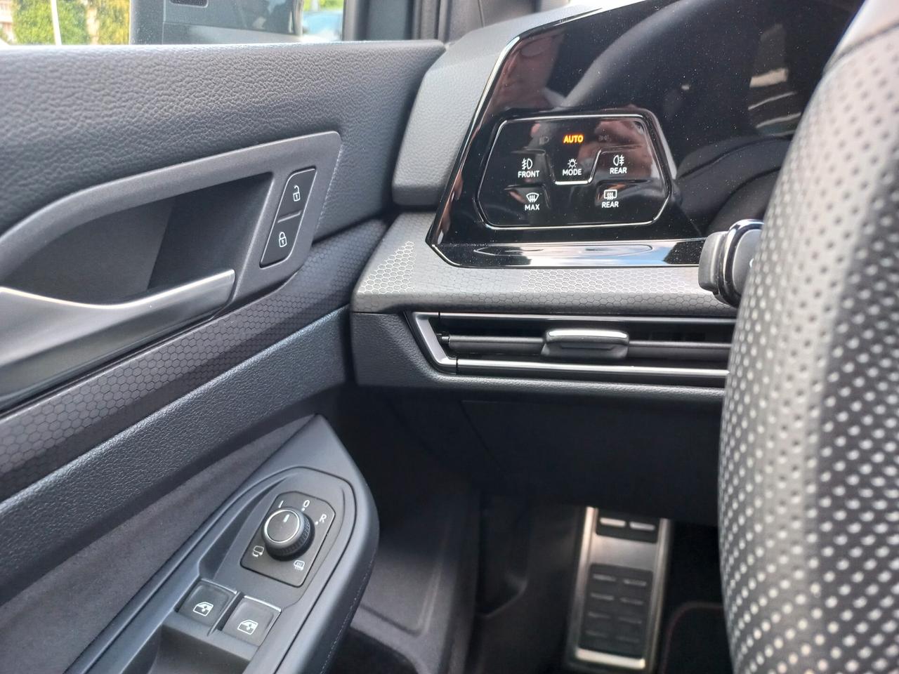 Volkswagen Golf GTI Golf 2.0 TSI GTI DSG