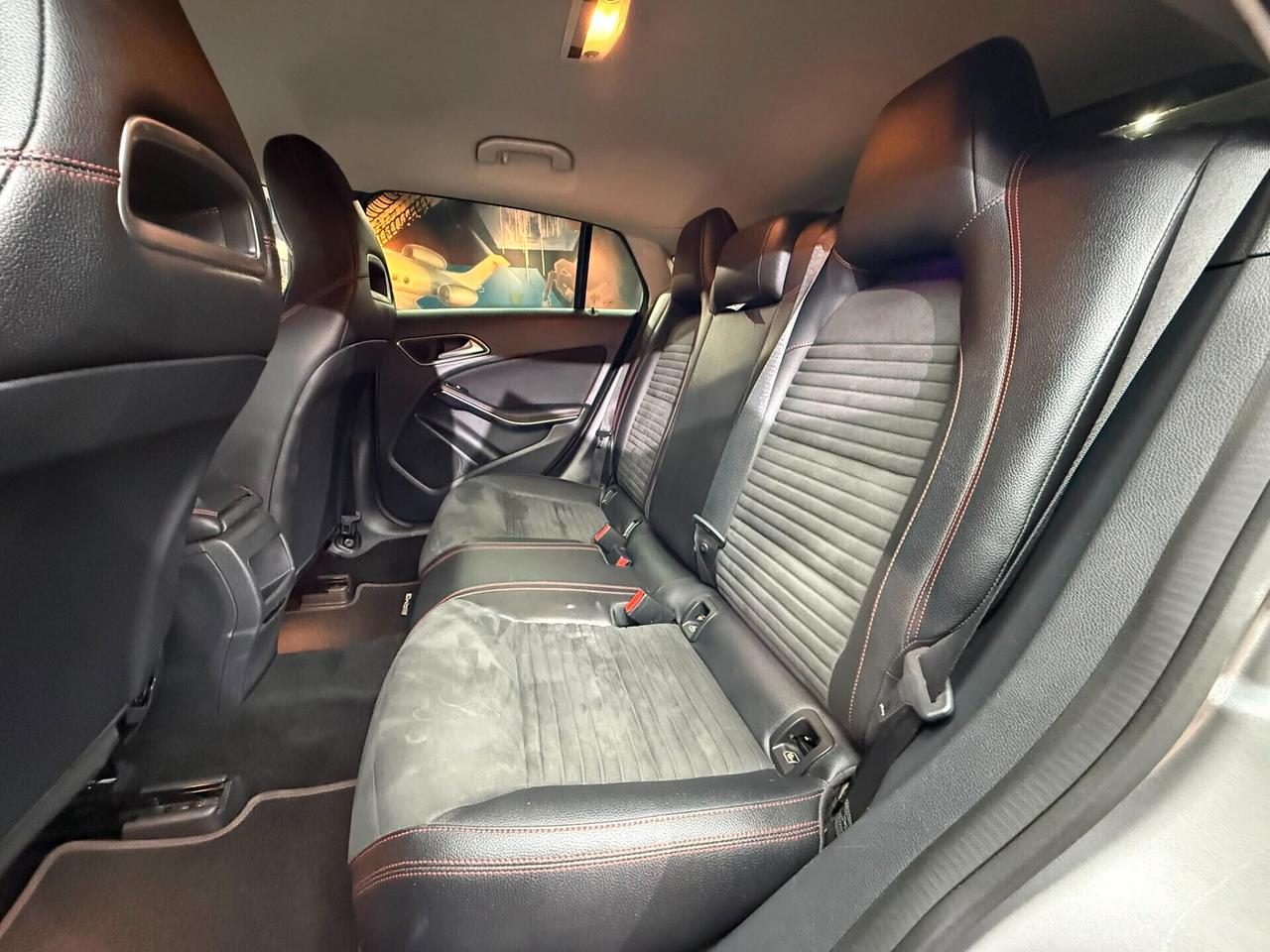 Mercedes-benz CLA 220 d S.W. Premium AMG (642)
