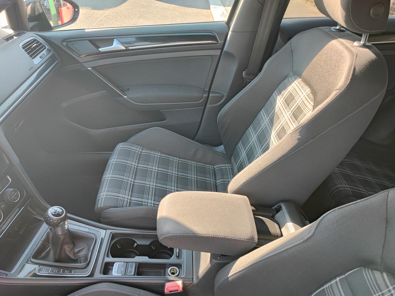 Volkswagen Golf 7 GTD 2.0 TDI 184CV EURO6