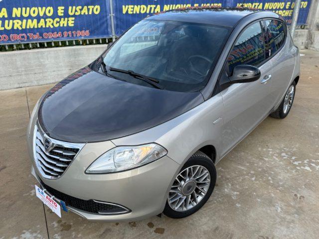 LANCIA Ypsilon 1.2 69 CV 5 porte Gold BICOLOR