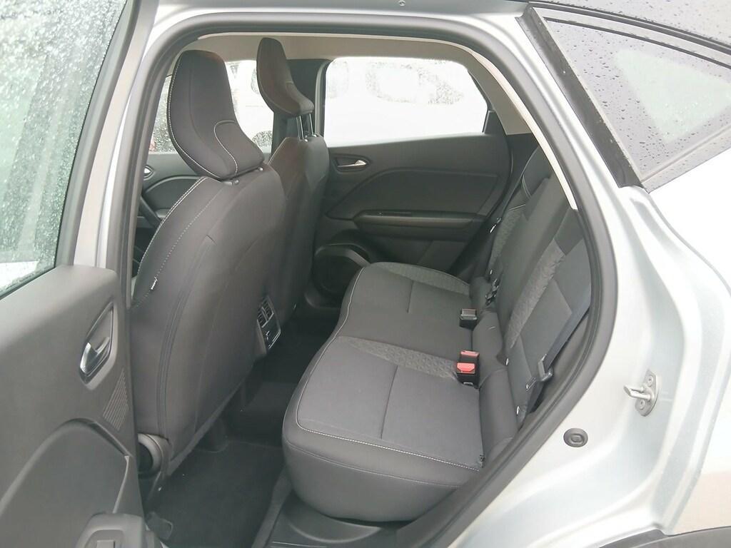 Renault Captur 1.6 Hybrid Equilibre E-Tech Auto