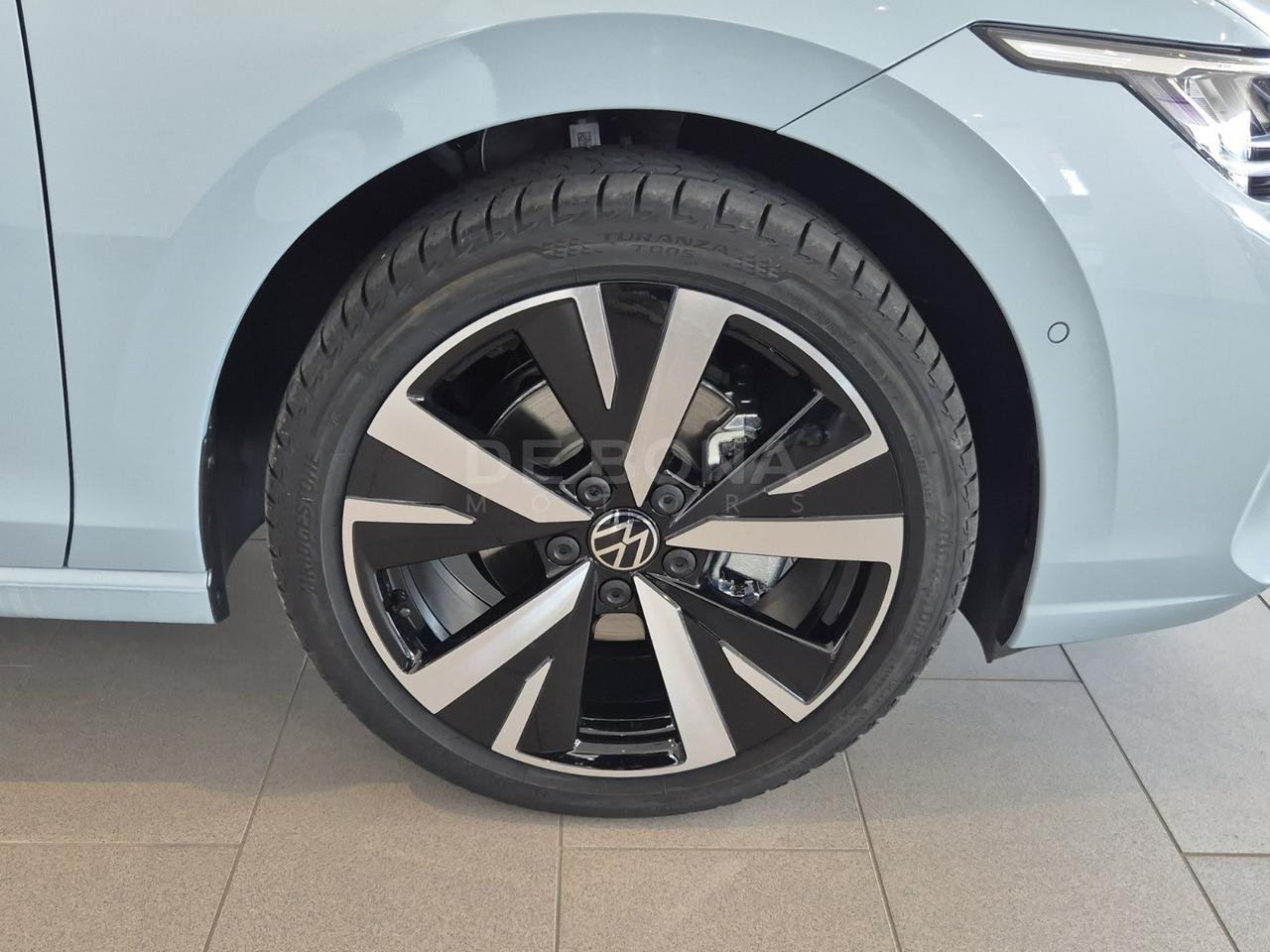 Volkswagen Golf 1.5 etsi life 115cv dsg