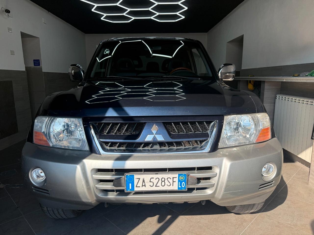 Mitsubishi Pajero 3.2 16V DI-D 3p. GLS2