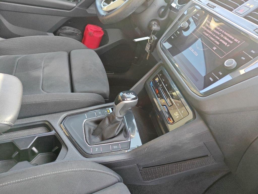 Volkswagen Tiguan 2.0 TDI 150 CV SCR DSG Life CON GANCIO TRAINO