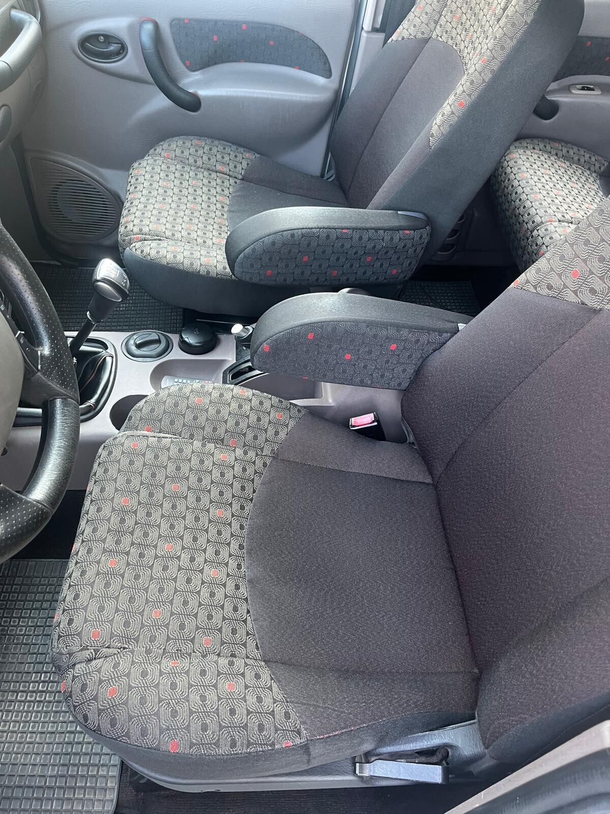 Mahindra Goa 2.2 CRDe 16V 4WD SC Pick-Up