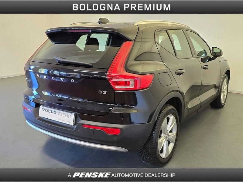 Volvo XC40 XC40 B3 automatico Core