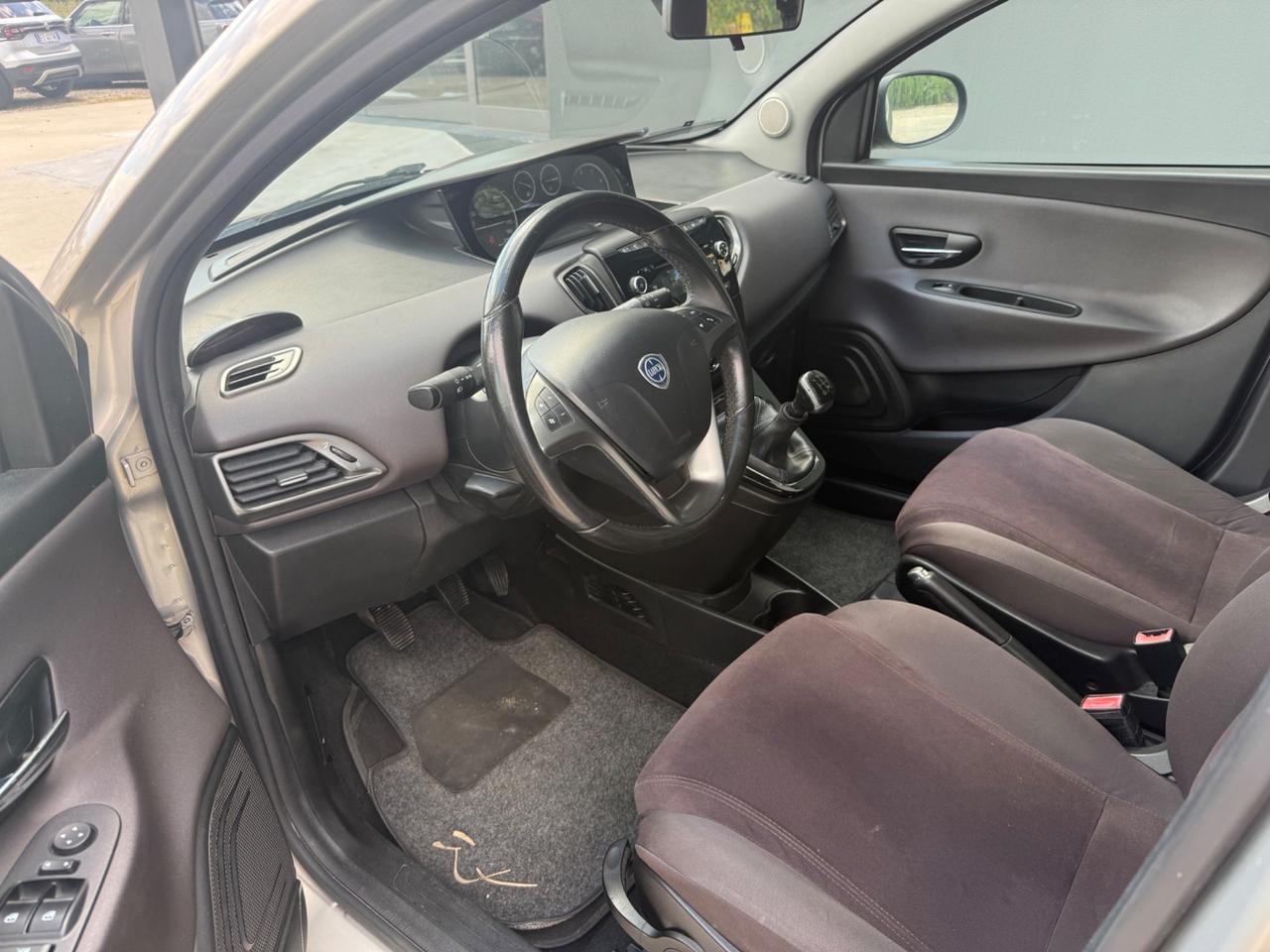 Lancia Ypsilon 1.3 MJT 16V 95 CV 5 porte S&S Gold