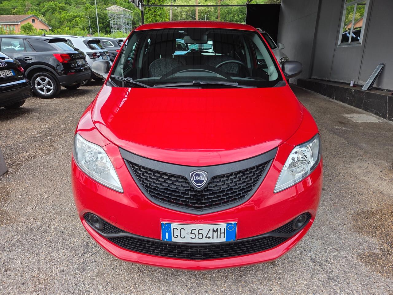 Lancia Ypsilon 5 porte S&S Hybrid Ecochic Silver