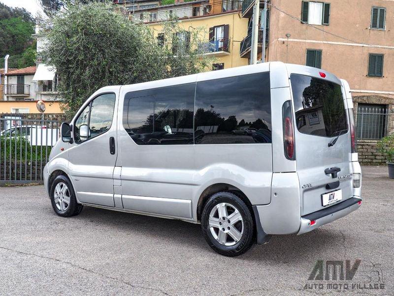 Opel Vivaro 29 2.5 CDTI/135CV PC-TN 8 POSTI SOLO PER COMMERCIANTI/PREZZO EXPORT