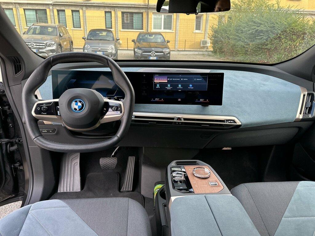 BMW iX 40 xDrive