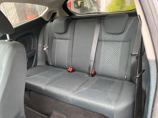 Ford Fiesta 1.4 3 porte Bz.- GPL Titanium