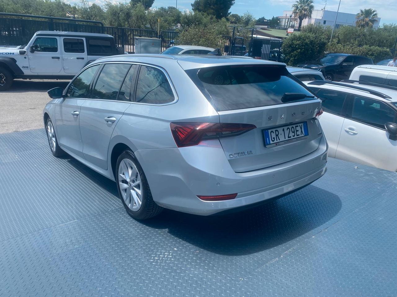 Skoda Octavia 1.5 e-TEC DSG Wagon Style