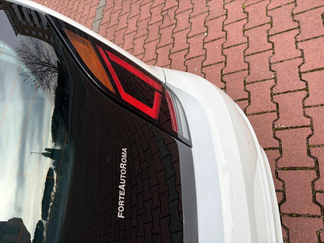 VOLKSWAGEN UP! 1.0cc MUVI 5Porte