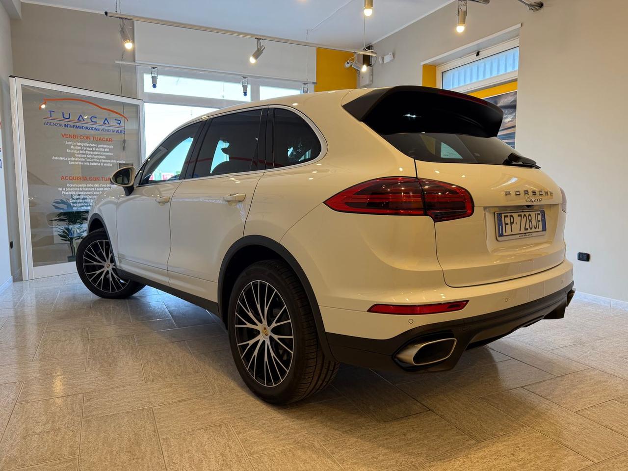 Porsche Cayenne 3.0 Diesel Platinum #6049