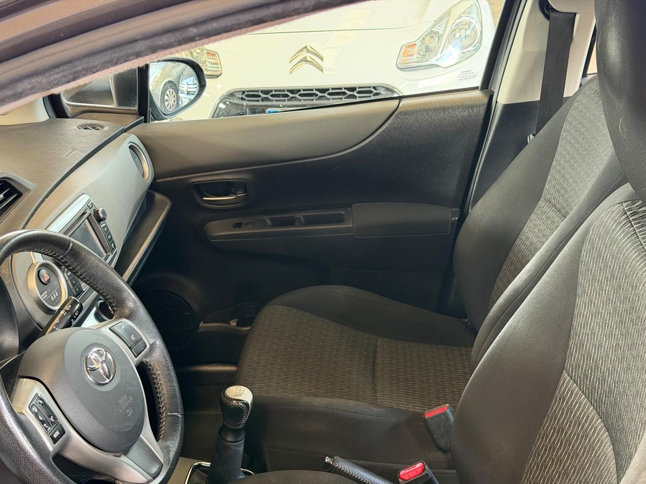 Toyota Yaris 1.0 5 porte Lounge