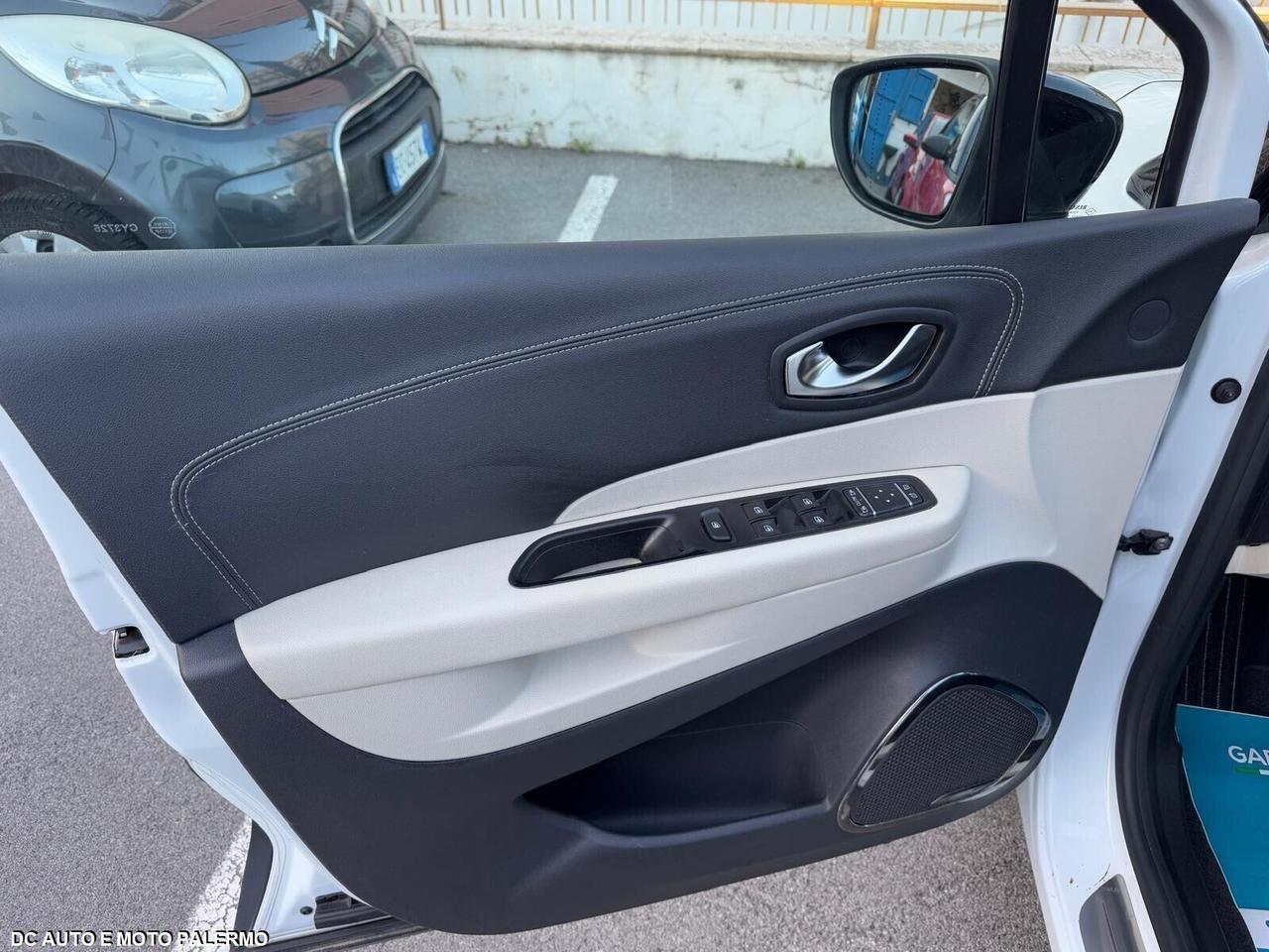 Renault Captur 1.5 Diesel 110CV.Energy Paris.2018