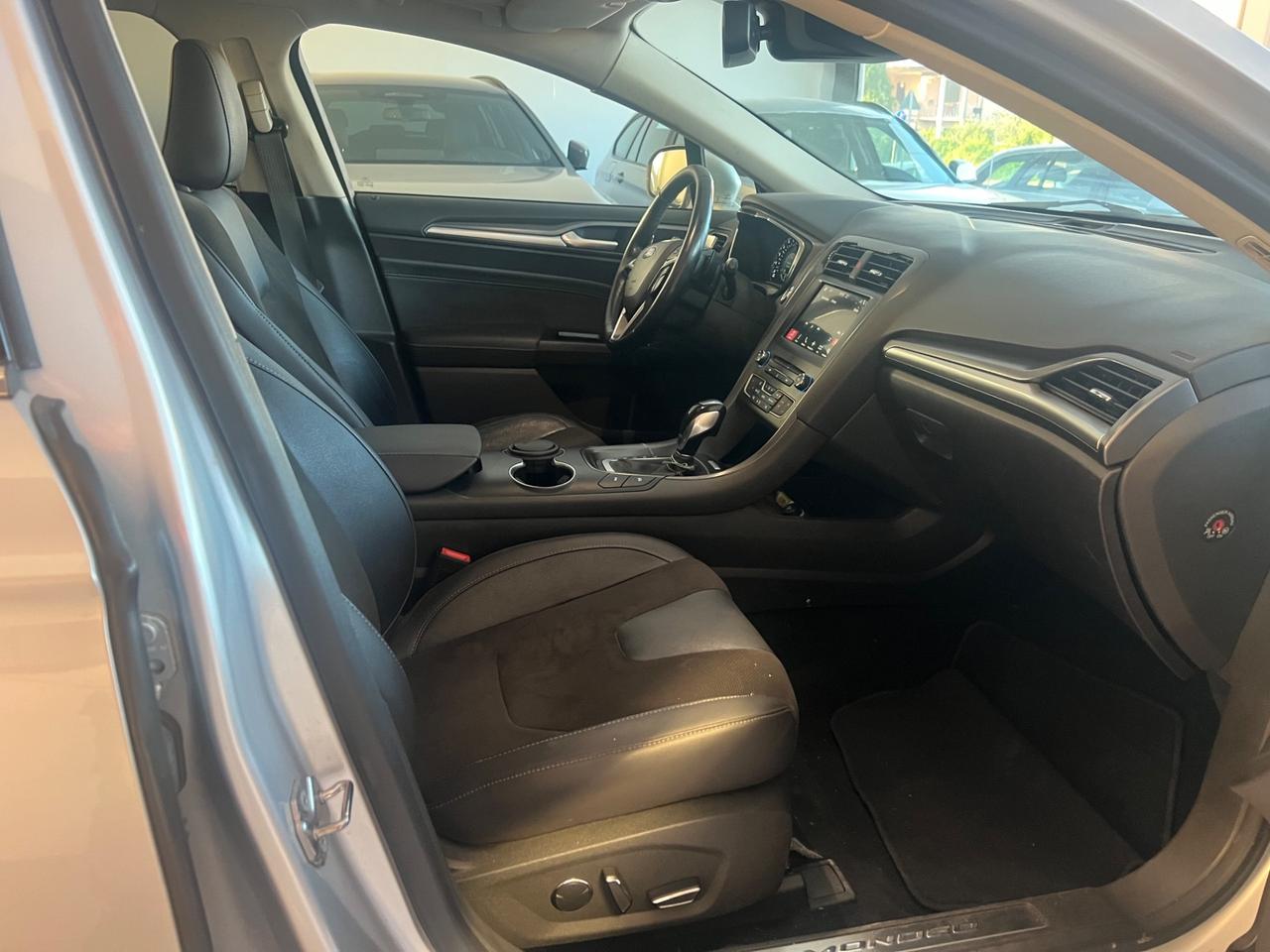 Ford Mondeo 2.0 TDCi 180 CV S&S Powershift SW Titanium Business