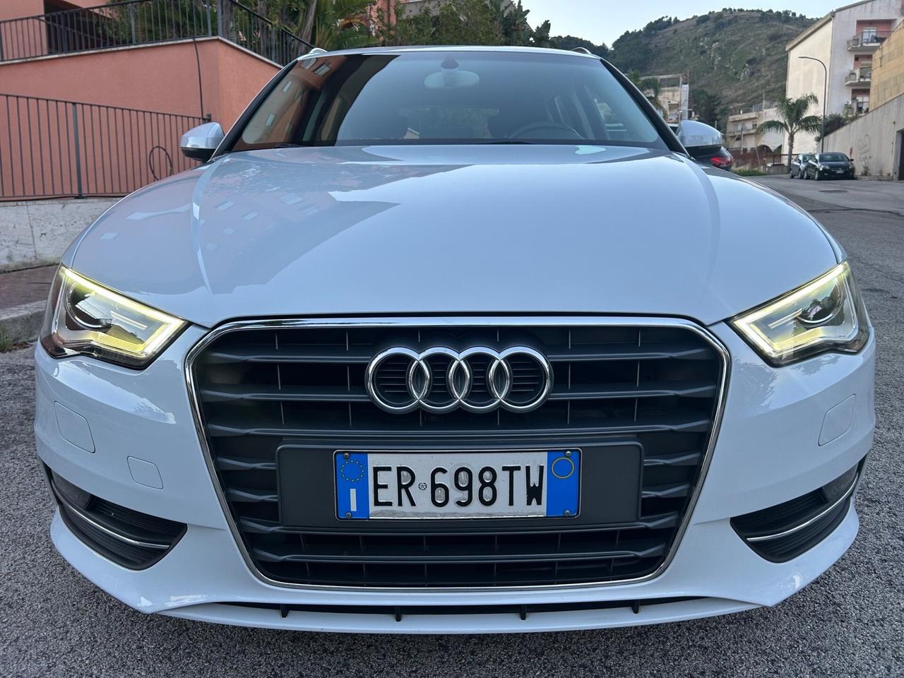 Audi A3 SPB 1.6 TDI Ambition ideale per neopatenta