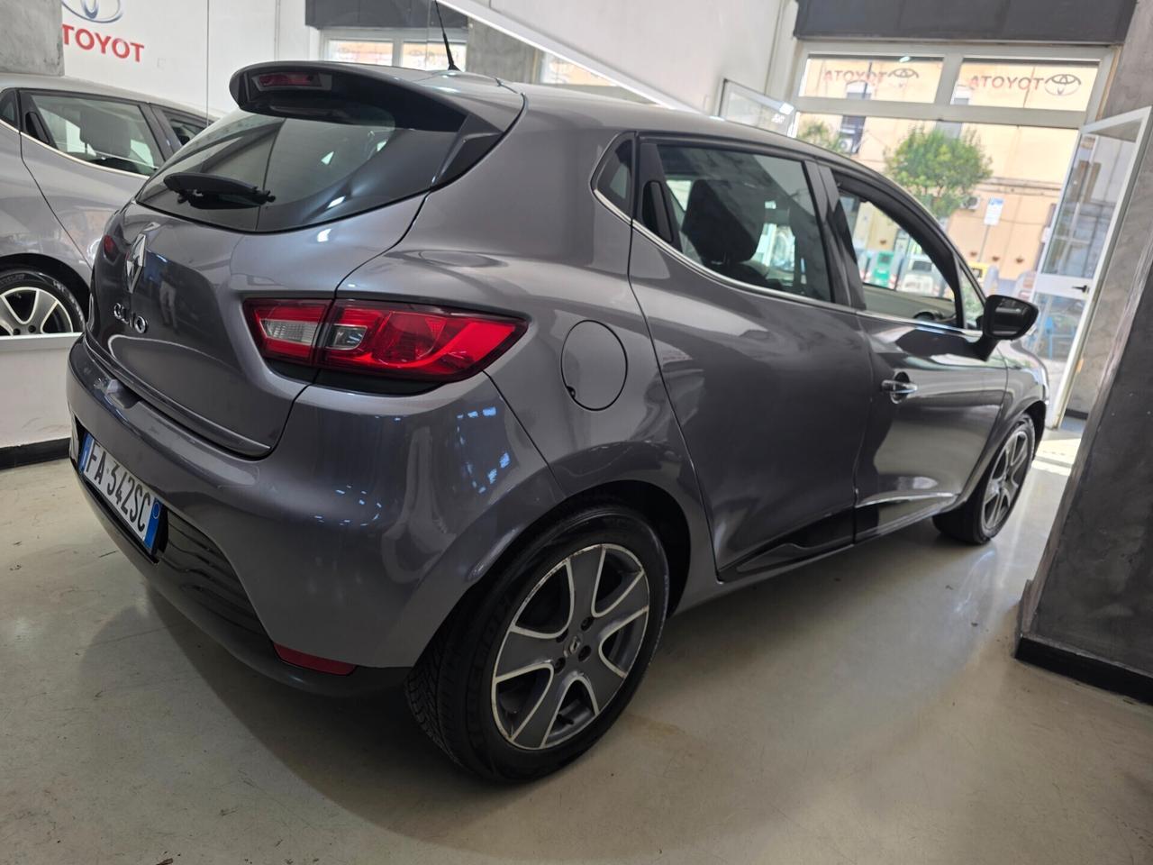 Renault CLIO 1.2 75cv 1 PROPRIETARIO