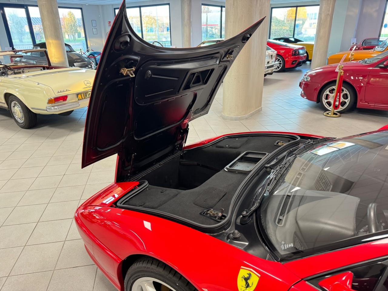 Ferrari F355 berlinetta 2.7 serie 1