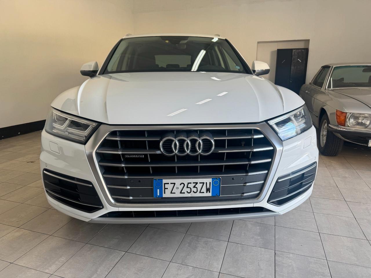Audi Q5 2.0 TDI quattro S tronic Business Sport