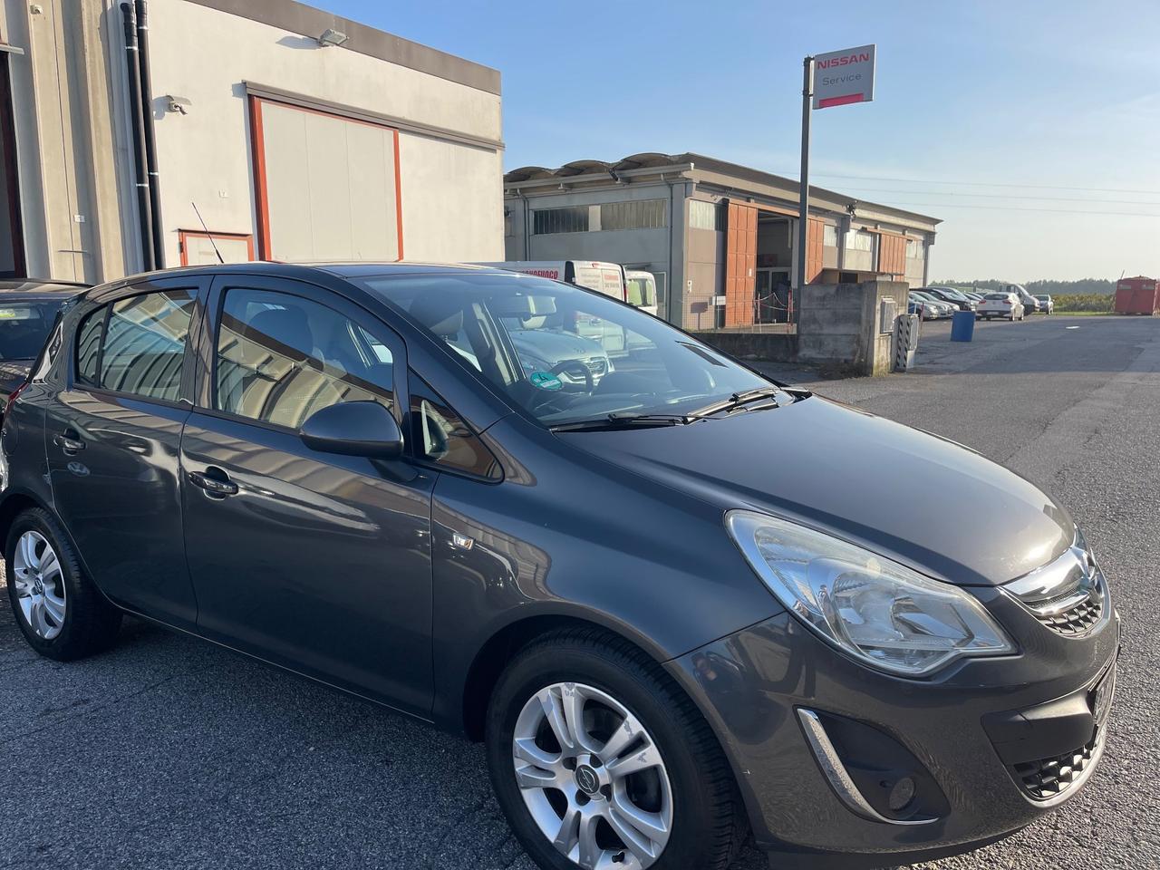 Opel Corsa 1.2 GPL Neopatentati