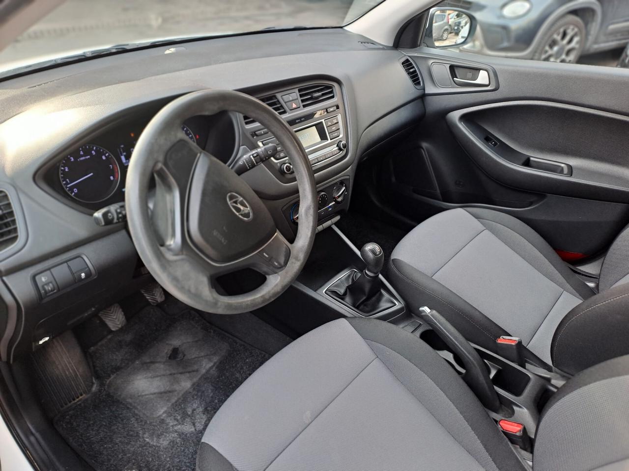 Hyundai i20 1.2 5 porte Classic