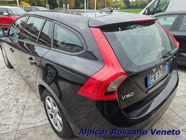 VOLVO V60 D2 1.6 Powershift Momentum
