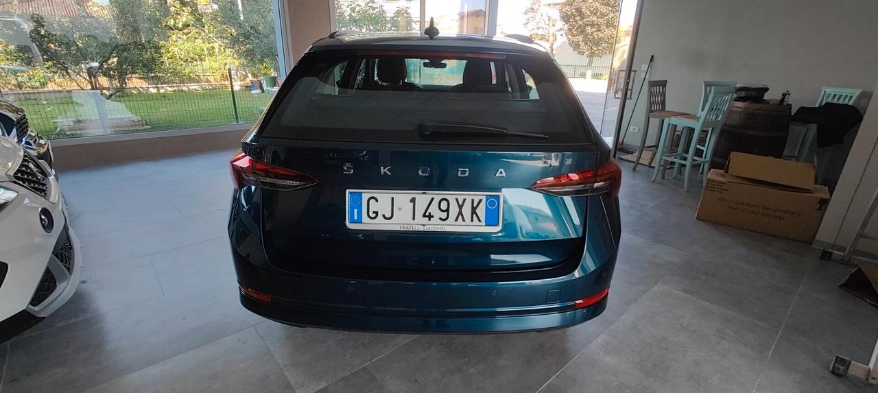 Skoda Octavia 2.0 TDI EVO SCR DSG Wagon Style