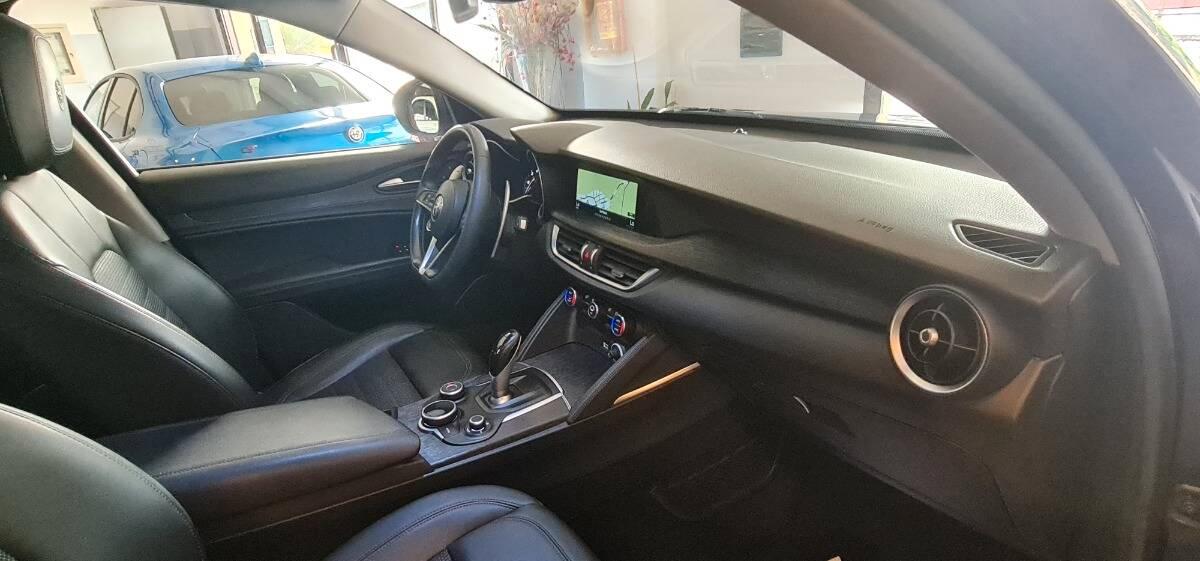 Alfa Romeo Stelvio Executive Q4 210cv *motore nuovo Gar Alfa 2anni*