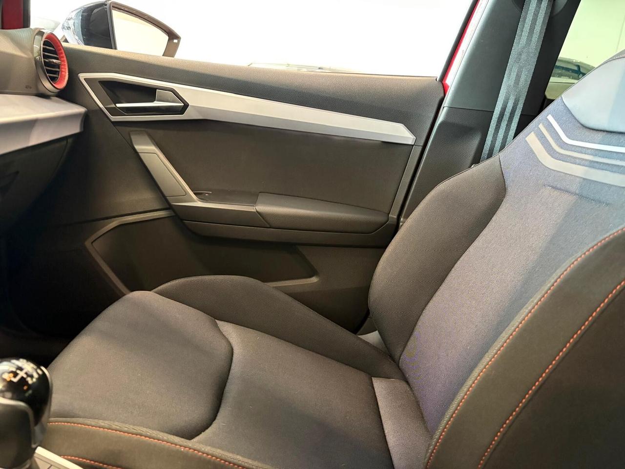 Seat Arona FR 1.0 EcoTSI 110 CV 6mt UNICO PR.