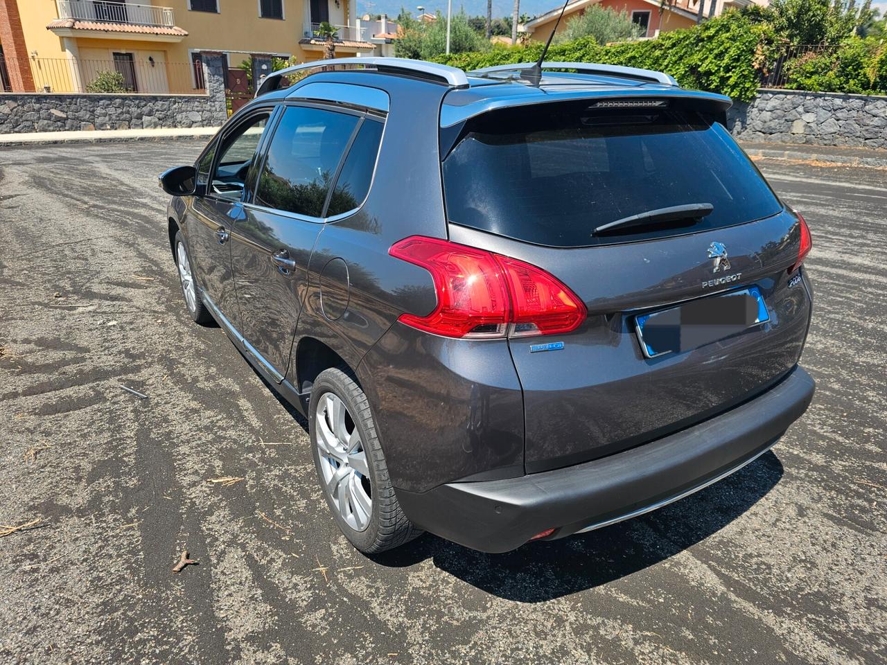 Peugeot 2008 BlueHDi 100 Allure