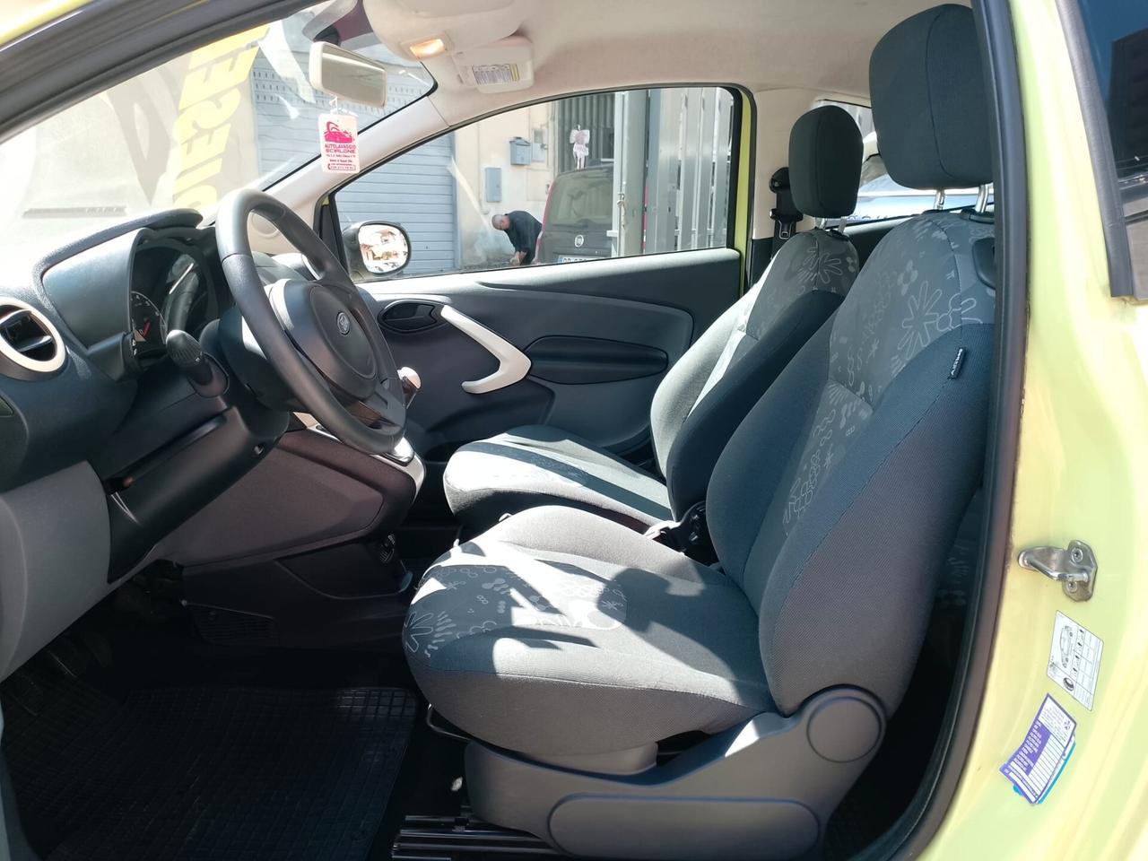 Ford Ka Bicolor 1,3 TDCI Prov. Nord Italia