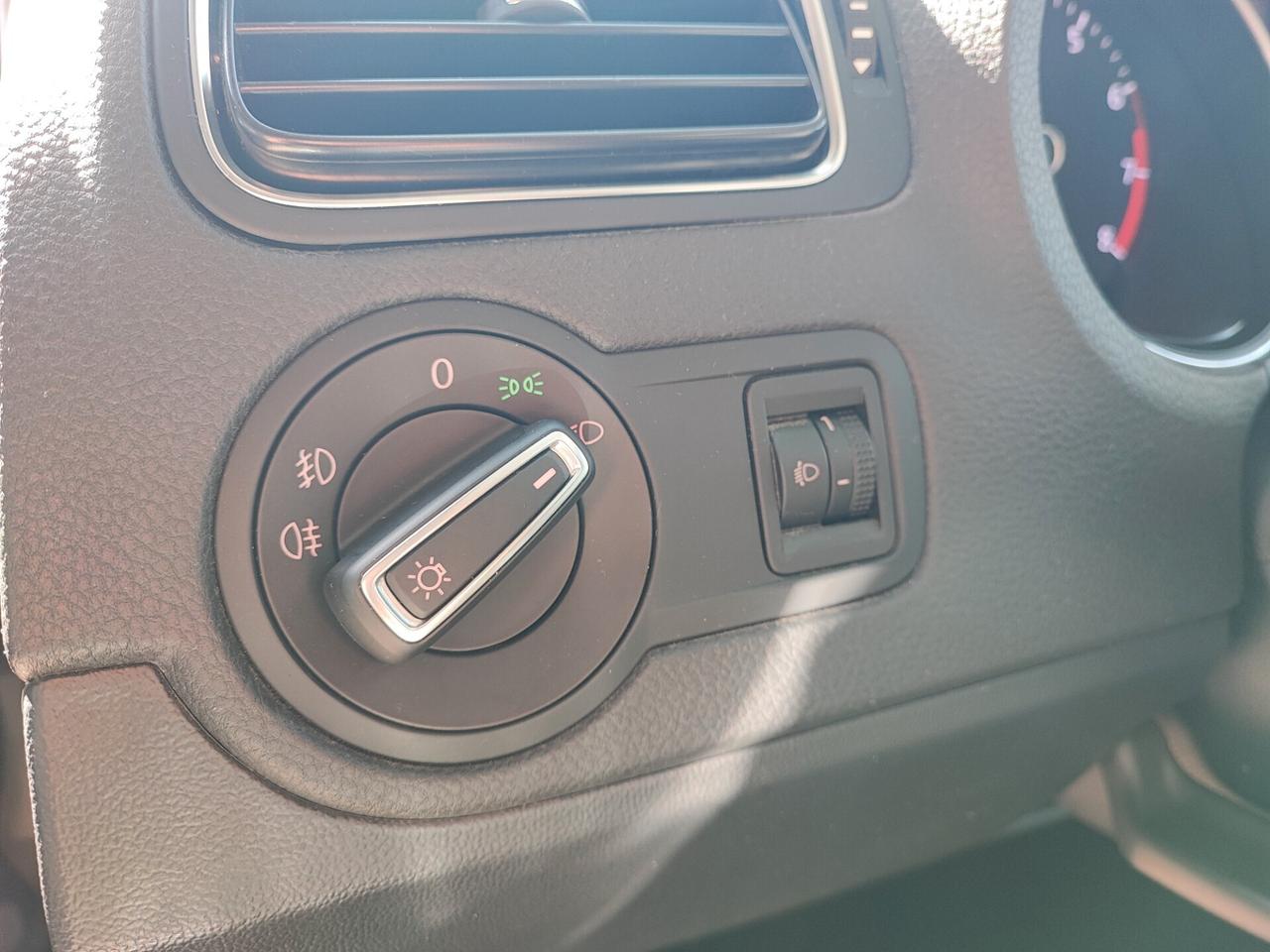 Volkswagen Polo 1.0 MPI 75CV 5p. Business