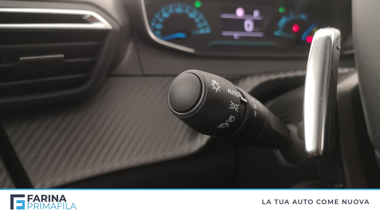 PEUGEOT 208 5P - STYLE Hybrid 100 E-DCS6
