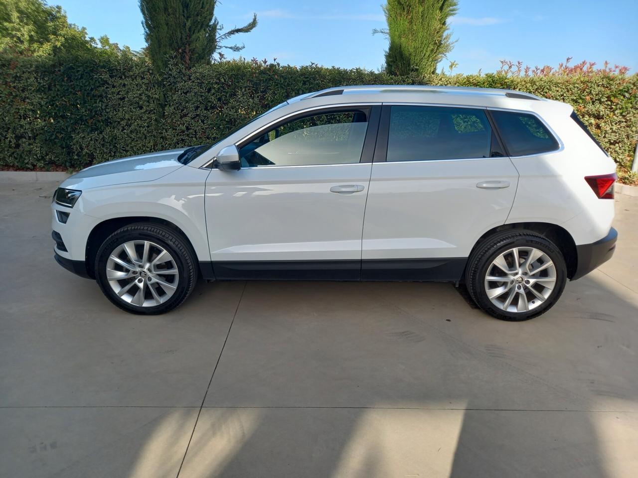 Skoda Karoq 1.6 TDI SCR Executive full