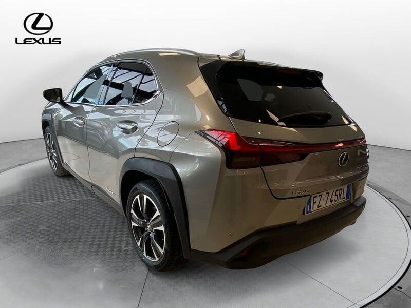 Lexus UX Hybrid Luxury