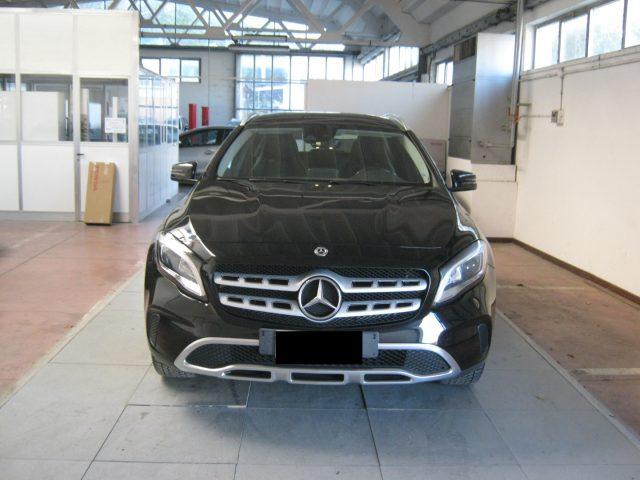 MERCEDES-BENZ GLA 200 d Automatic Sport
