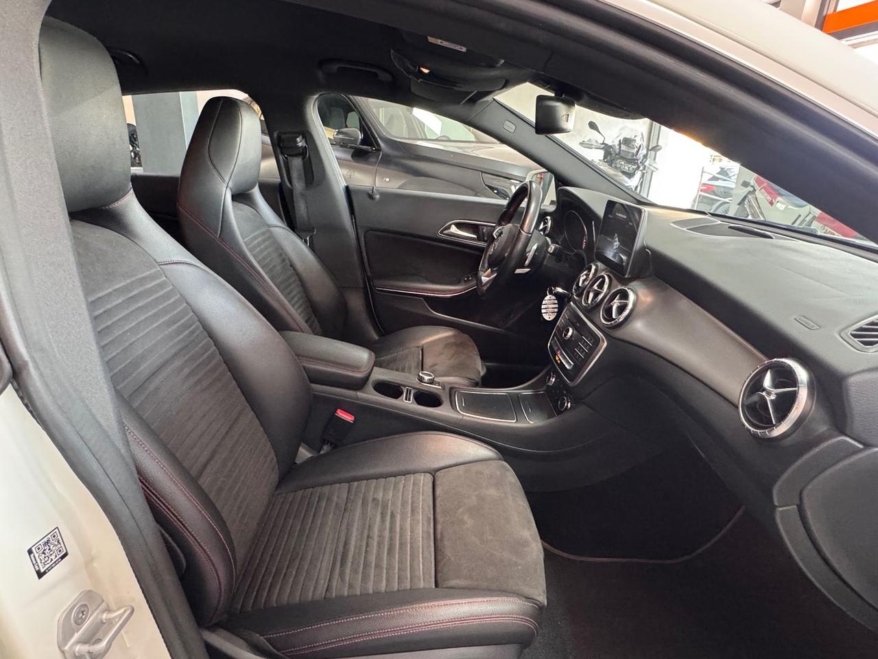 Mercedes-Benz CLA 220 PREMIUM CLA 220D #11880