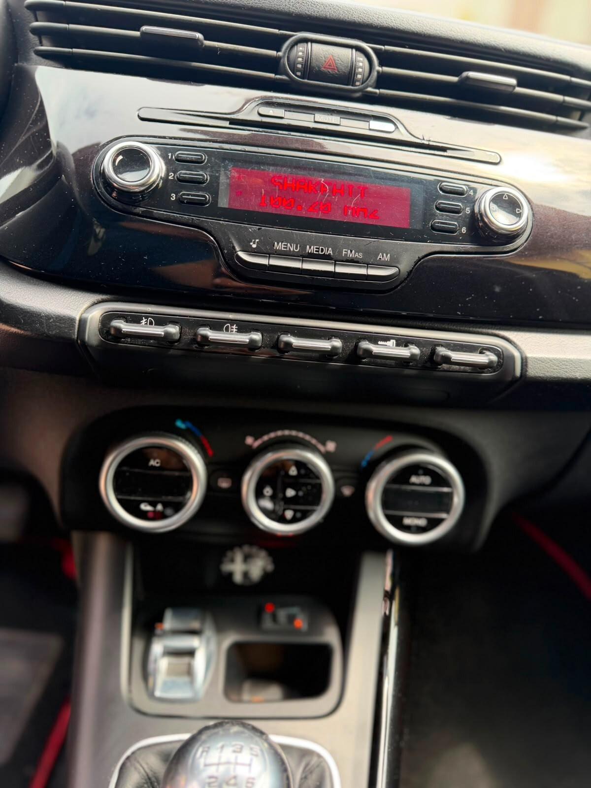 Alfa Romeo Giulietta 1.4 Turbo 120 CV GPL Distinctive