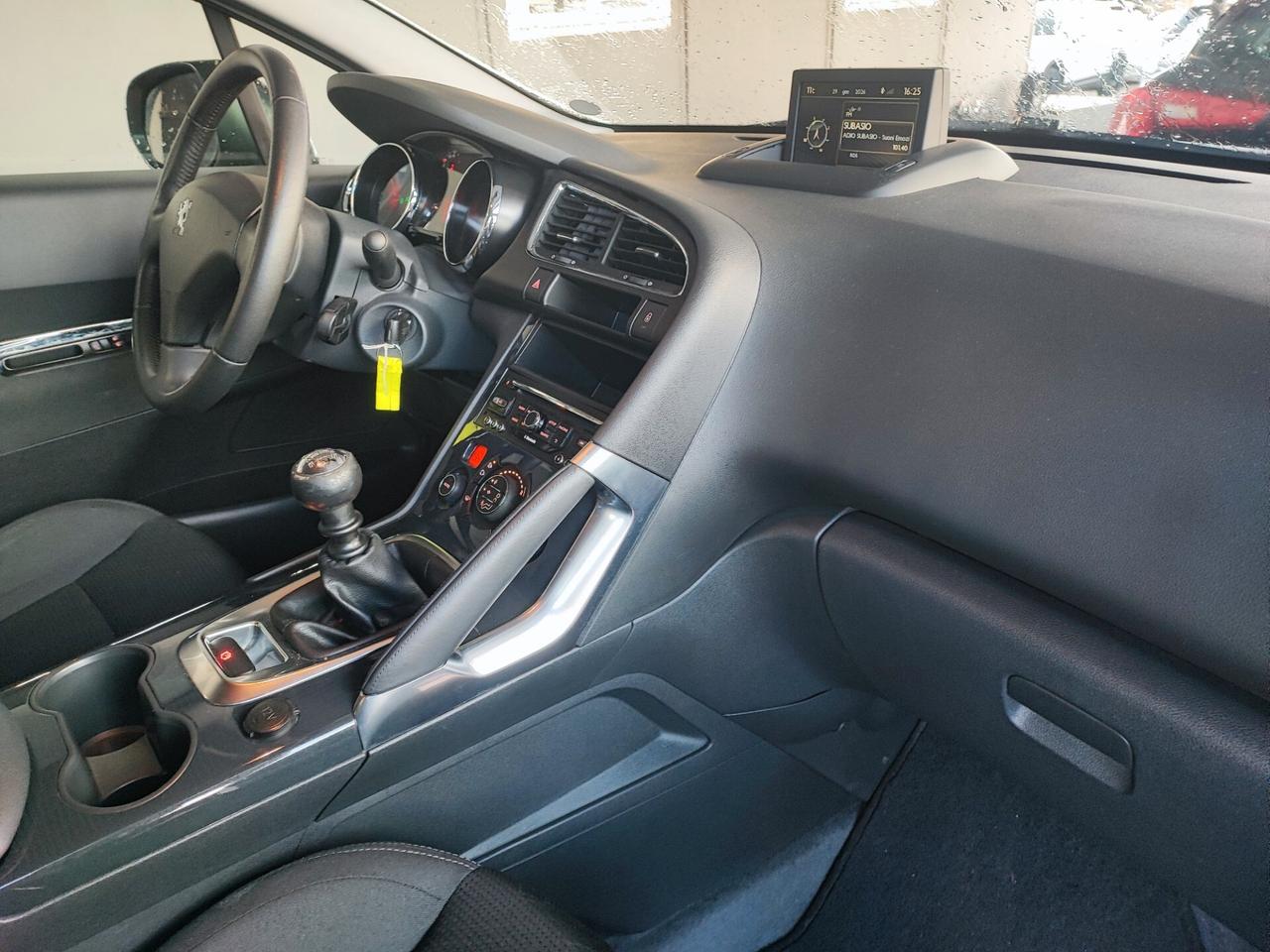 Peugeot 3008 1.6 HDi 115CV Active