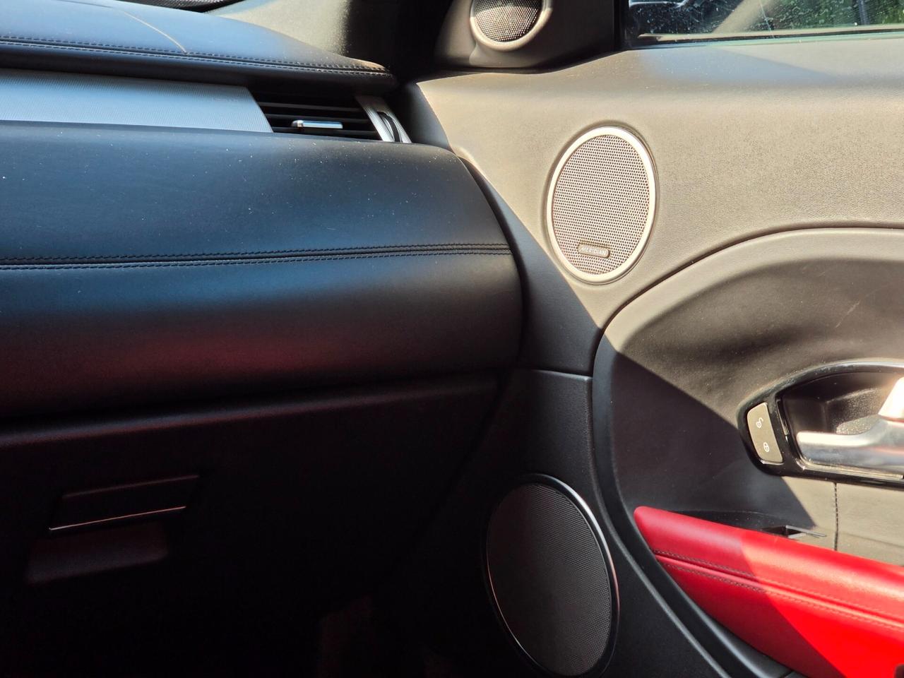 Rover Range Evoque 2.2 interno CARTIER