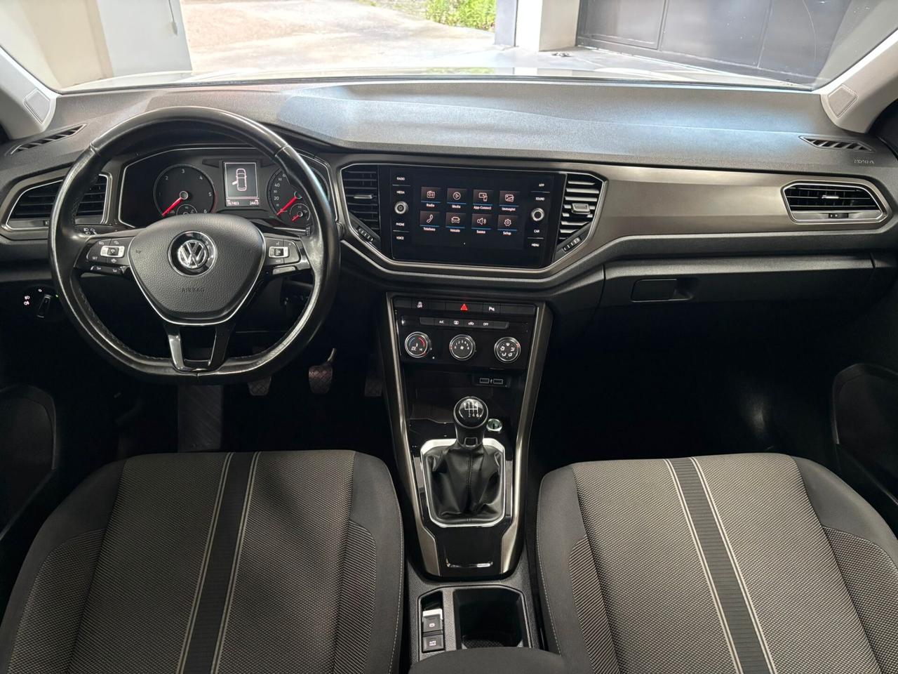 Volkswagen T-Roc 1.6 TDI SCR Business BlueMotion Technology