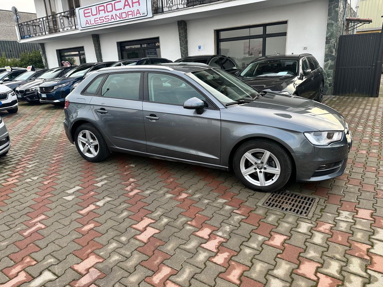 Audi A3 1.6 TDI clean diesel S tronic Business