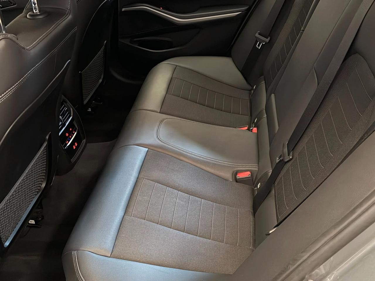 Bmw 320d 48V Touring *GANCIO TRAINO*