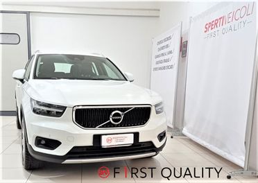 Volvo XC40 D4 AWD Geartronic Momentum