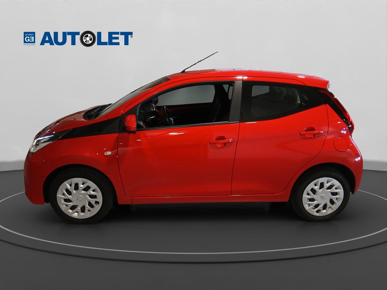 Toyota Aygo Connect 1.0 VVT-i 72 CV 5 porte x-play