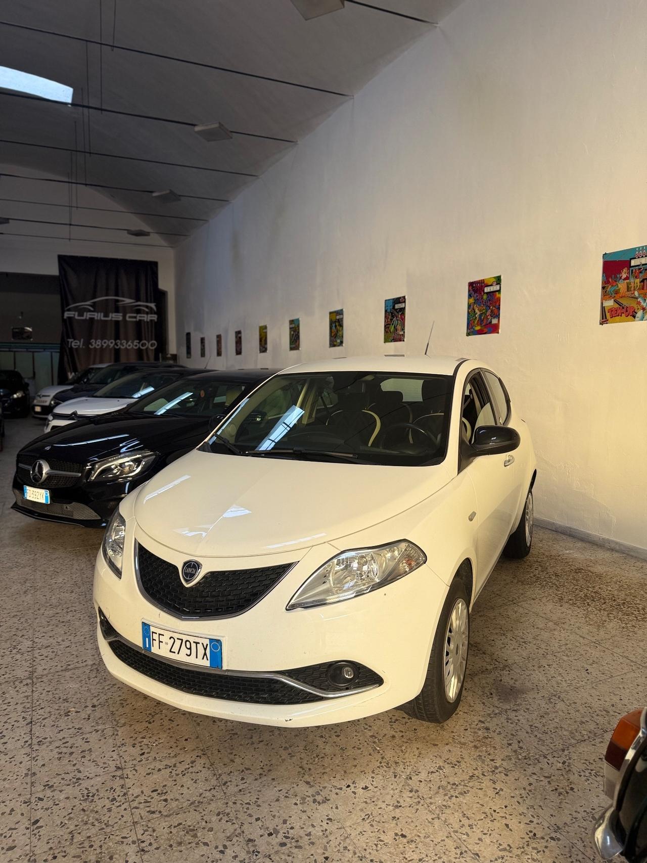 Lancia Ypsilon